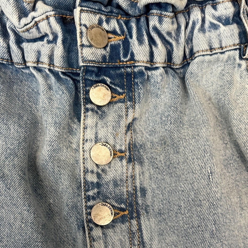 Zara Paperbag Jeans - Picture 5 of 7